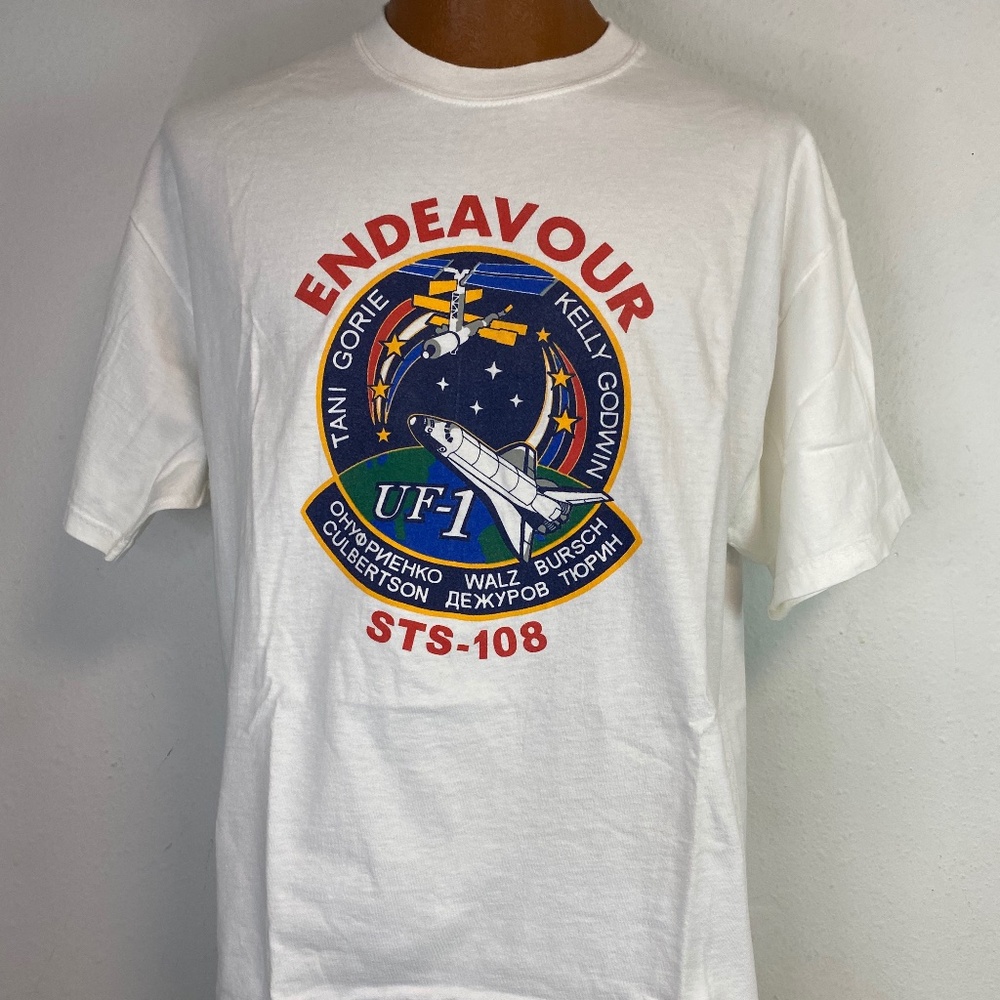 Space Shuttle STS-108 Endeavour T-Shirt Large International Space Station NASA